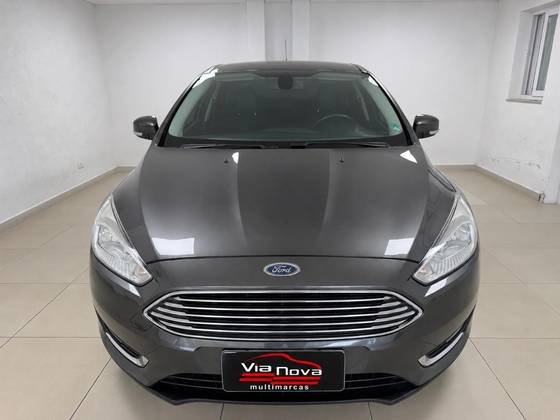 FORD FOCUS 2.0 TITANIUM 16V FLEX 4P POWERSHIFT FORD FOCUS 2.0 TITANIUM 16V FLEX 4P POWERSHIFT